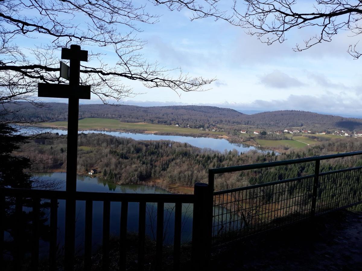 Entre Lacs Et Montagnes , Maison Individuelle,Lits Prepares, Parking Et Menage Inclus Baresia-sur-l'Ain Exterior foto