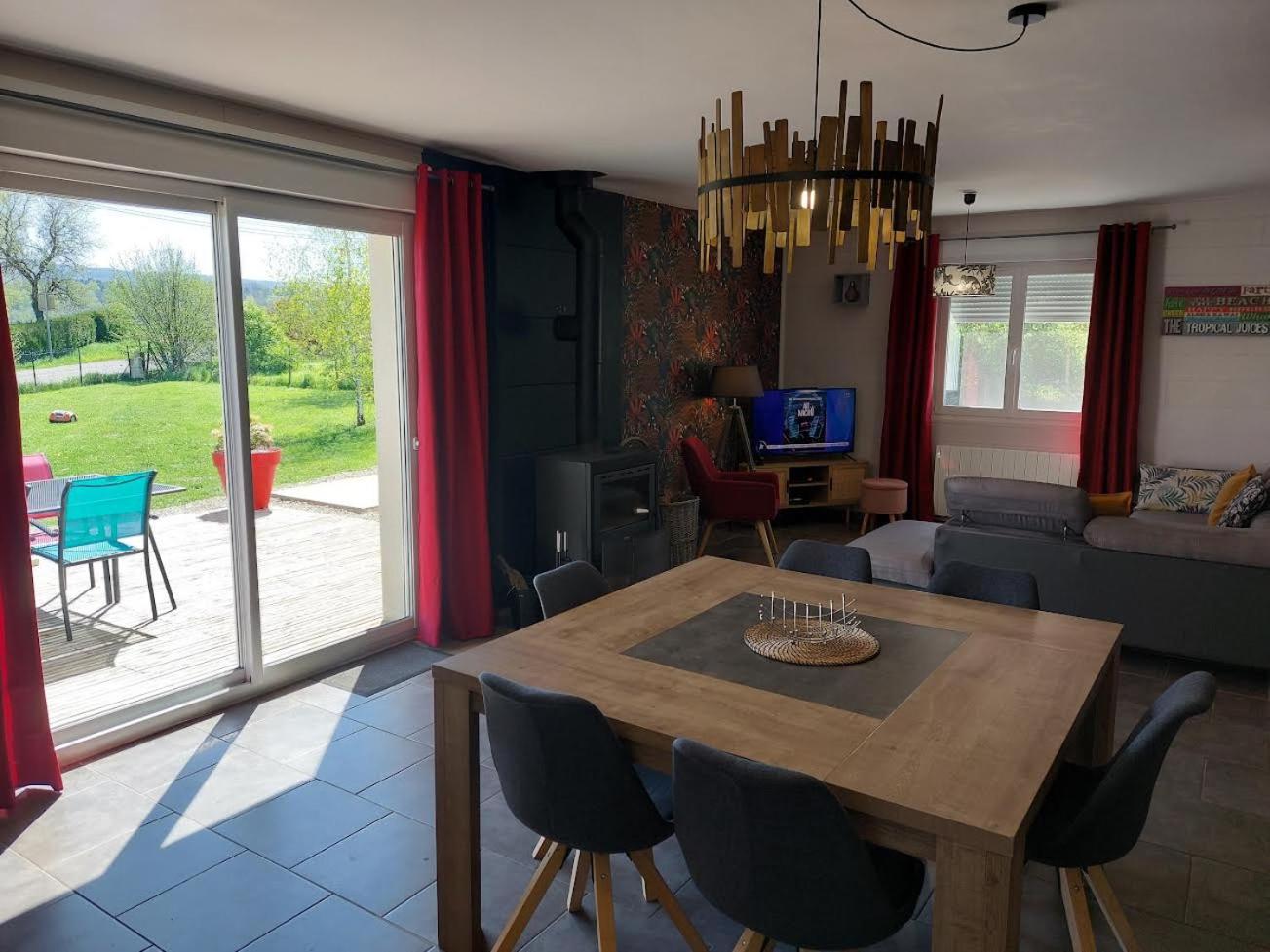 Entre Lacs Et Montagnes , Maison Individuelle,Lits Prepares, Parking Et Menage Inclus Baresia-sur-l'Ain Exterior foto